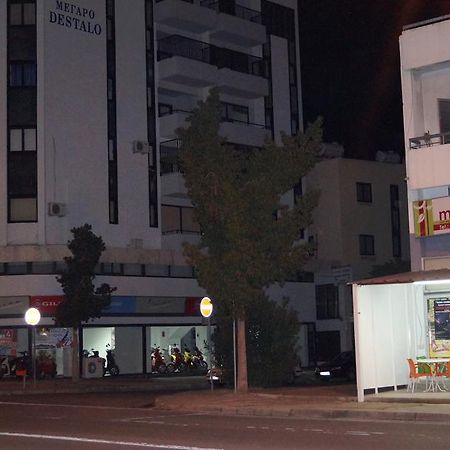 Destalo Court Larnaca Apartment Dış mekan fotoğraf